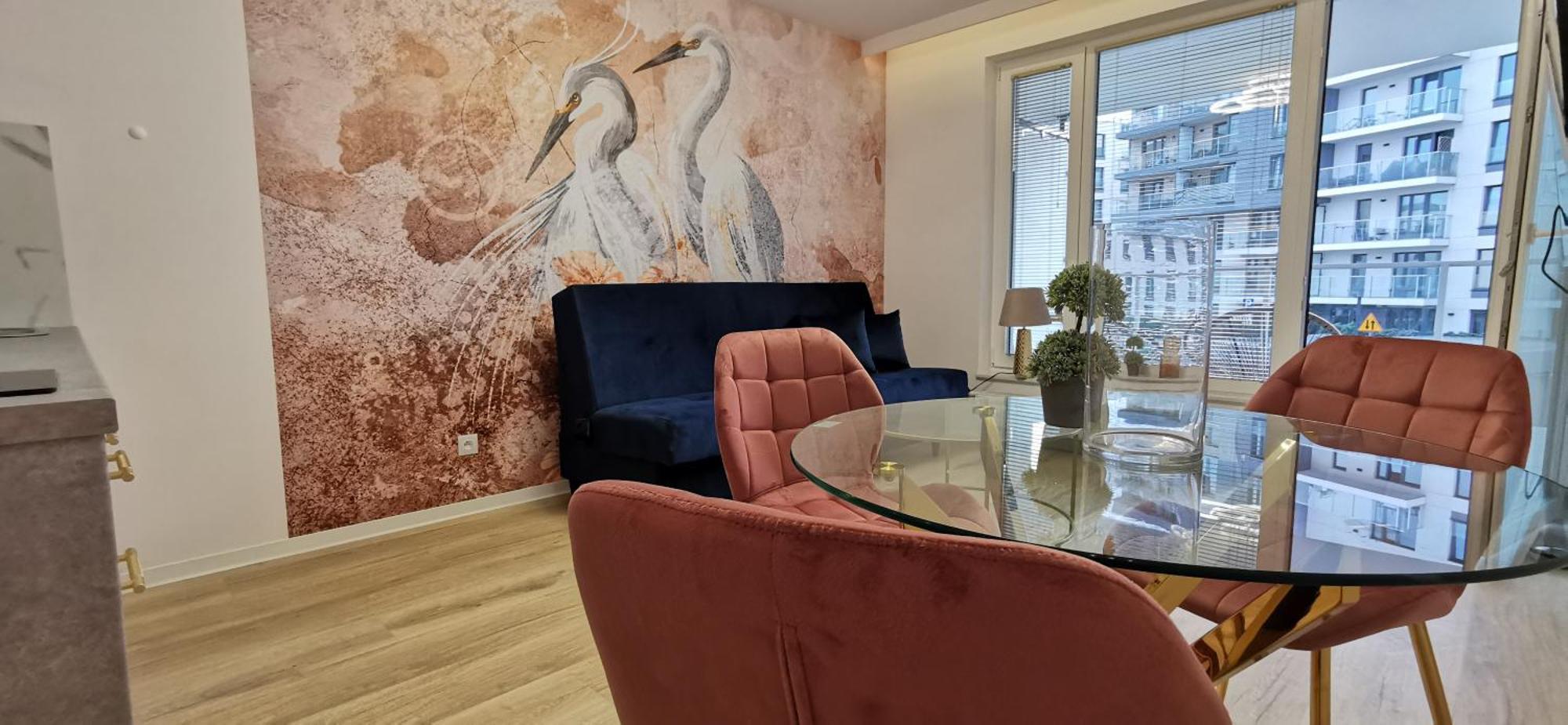Flou 81, Parking & 700m Plaza Apartmán *