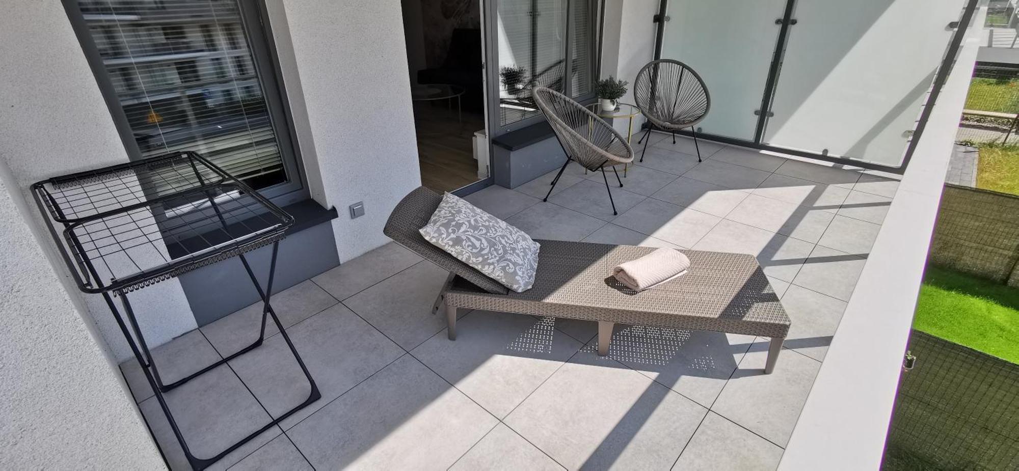 Apartmán Flou 81, Parking & 700m Plaza *